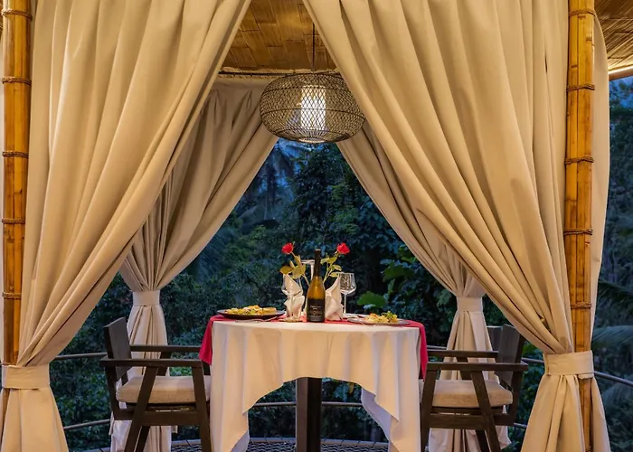 Ecosix Bali 4*