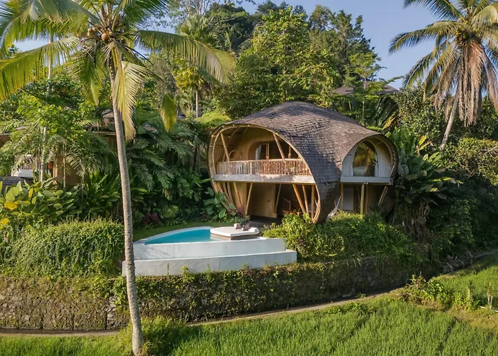 Ecosix Bali 4*