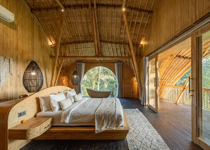 Ecosix Bali 4*