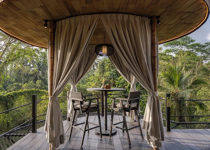 Ecosix Bali 4*